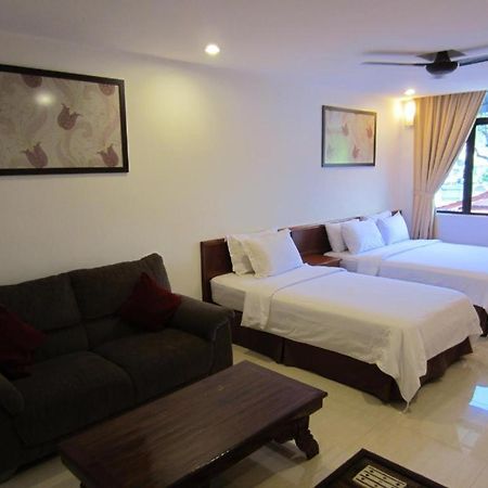 AG Hotel Penang Gelugor Bagian luar foto