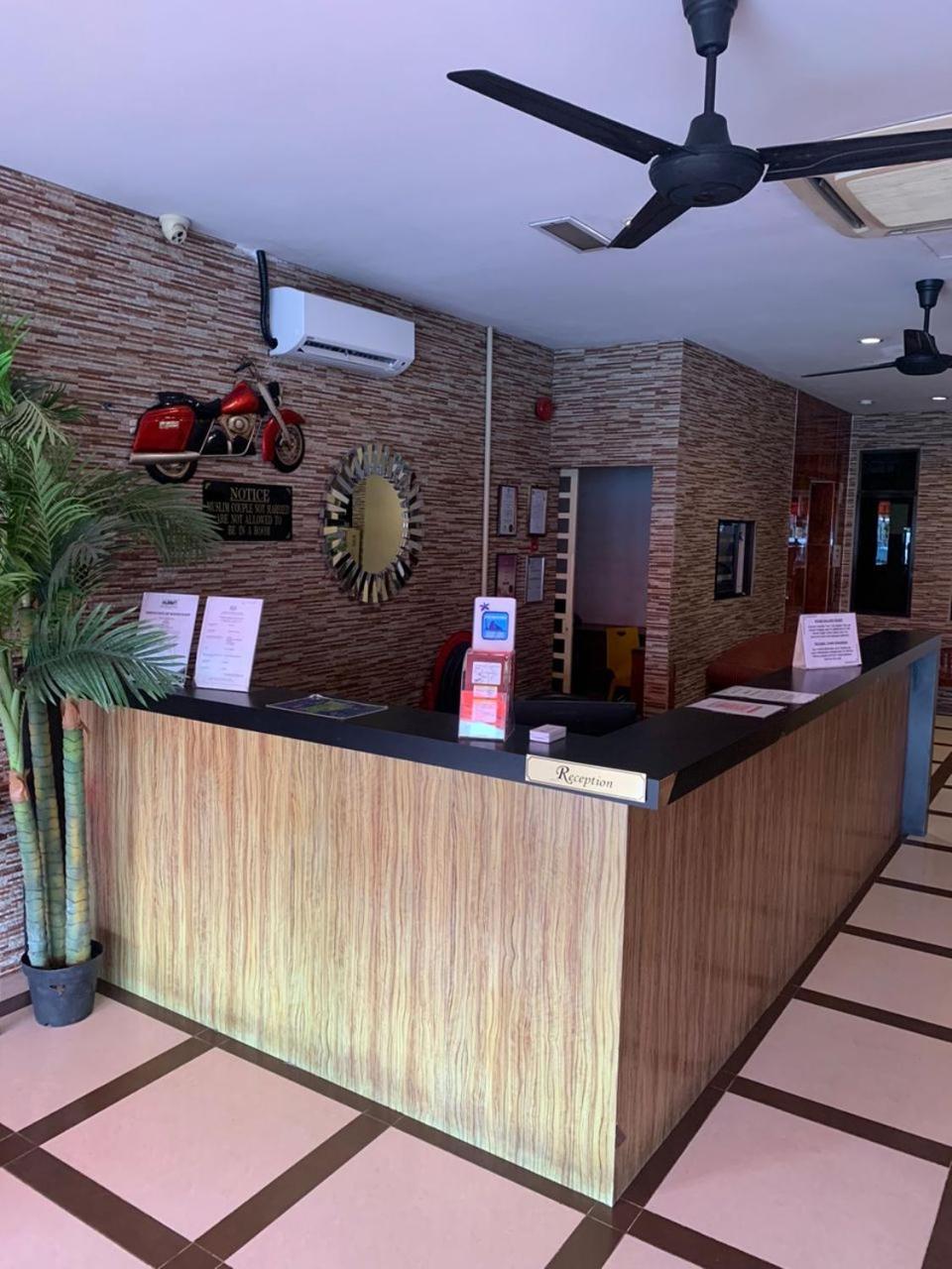 AG Hotel Penang Gelugor Bagian luar foto