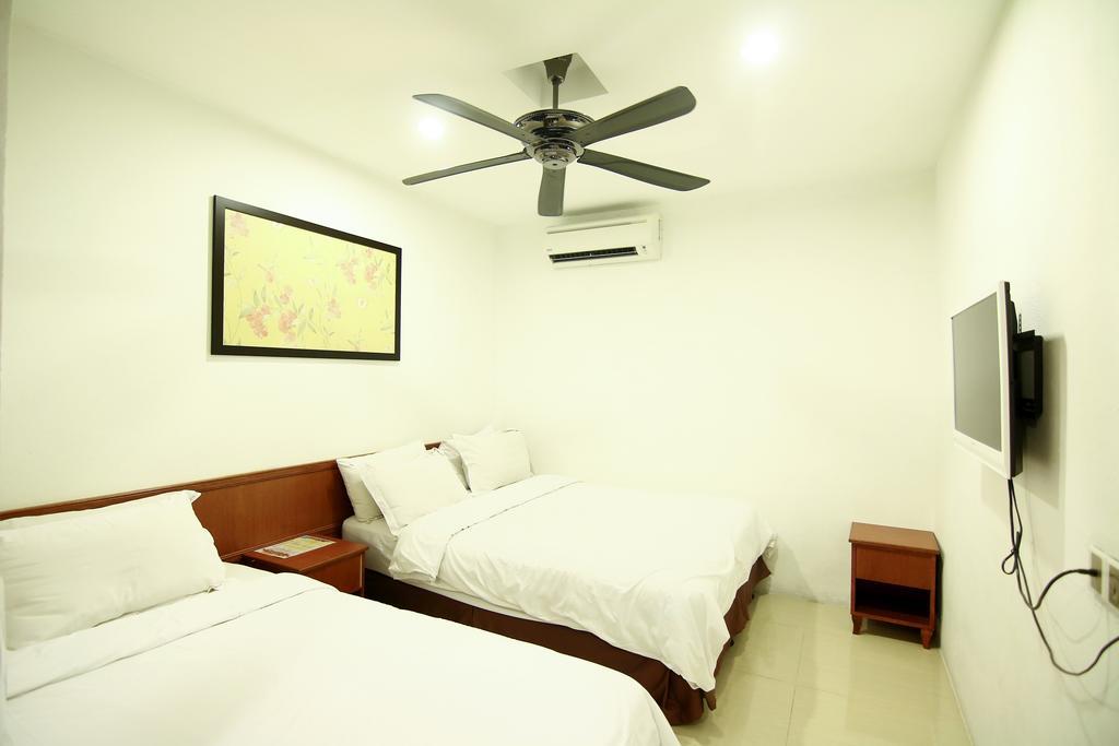AG Hotel Penang Gelugor Bagian luar foto