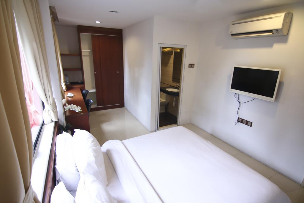 AG Hotel Penang Gelugor Bagian luar foto