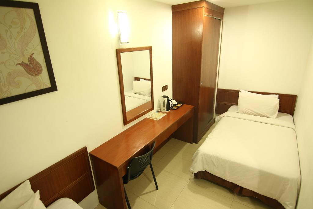 AG Hotel Penang Gelugor Bagian luar foto