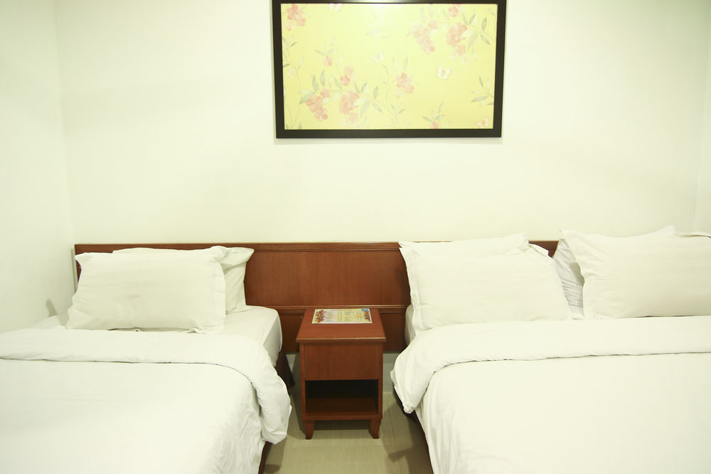AG Hotel Penang Gelugor Bagian luar foto